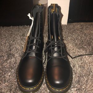 Dr. Martens 1460 Smooth. Brand new!